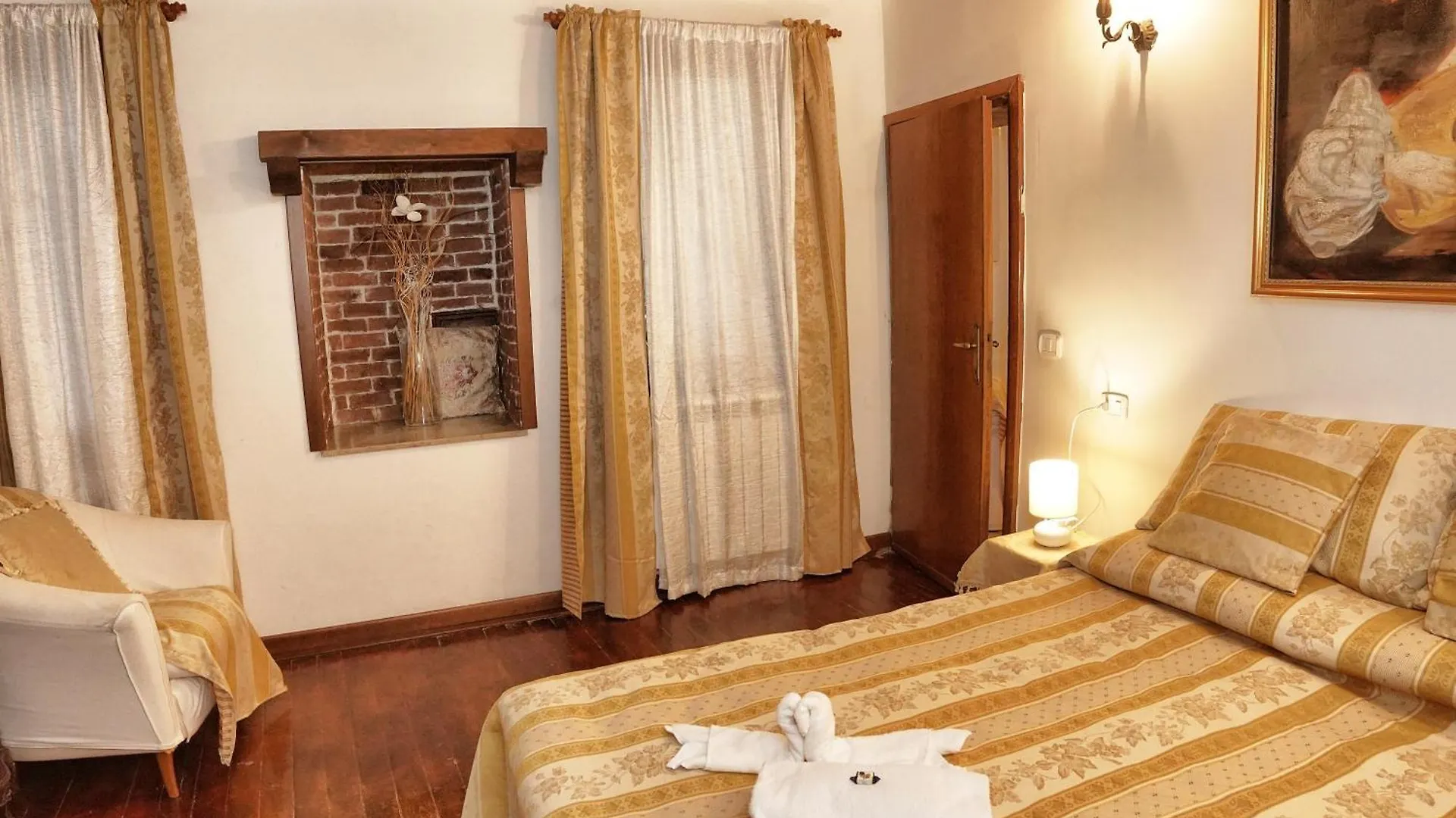 Appartamento Rialto Laura Venice 0*,  Italy