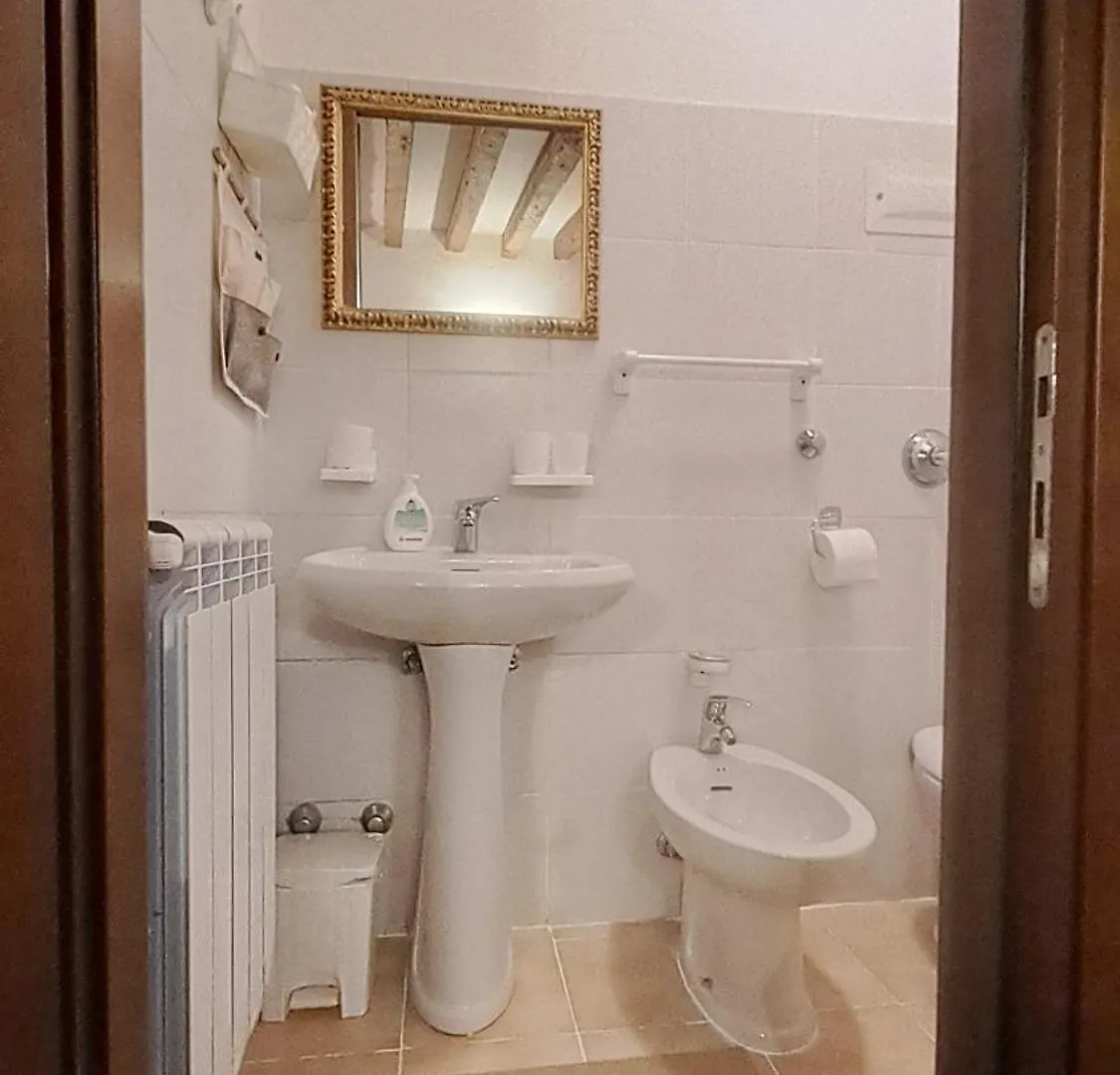 Apartment Appartamento Rialto Laura Venice