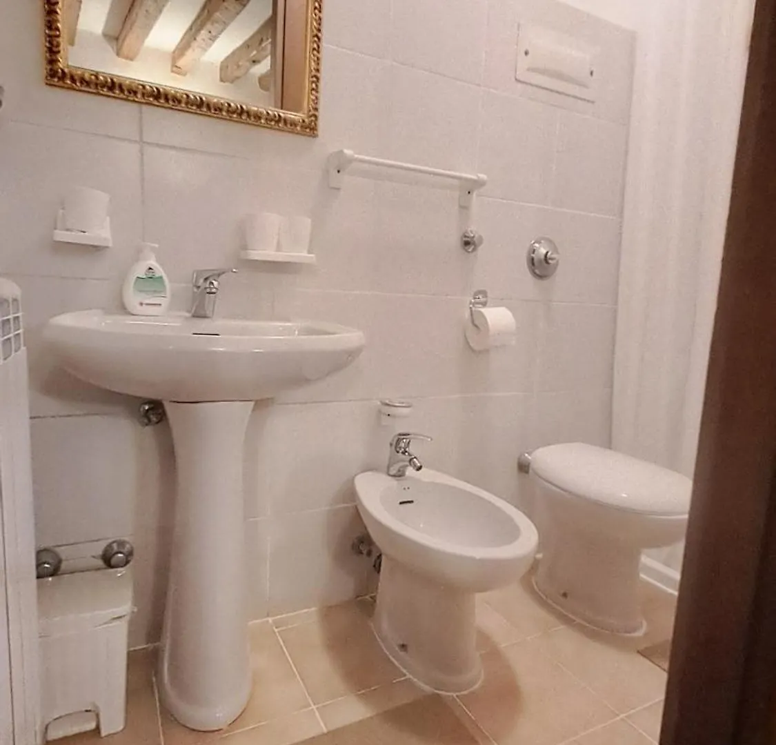 Appartamento Rialto Laura Venice 0*,